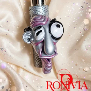Winky – Handcrafted Clipper Lighter Cover