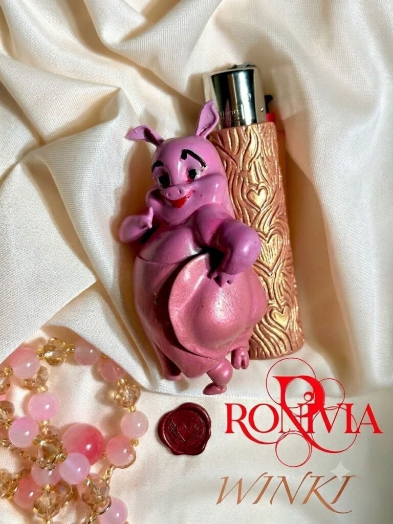 Winki – Handcrafted Clipper Lighter Cover