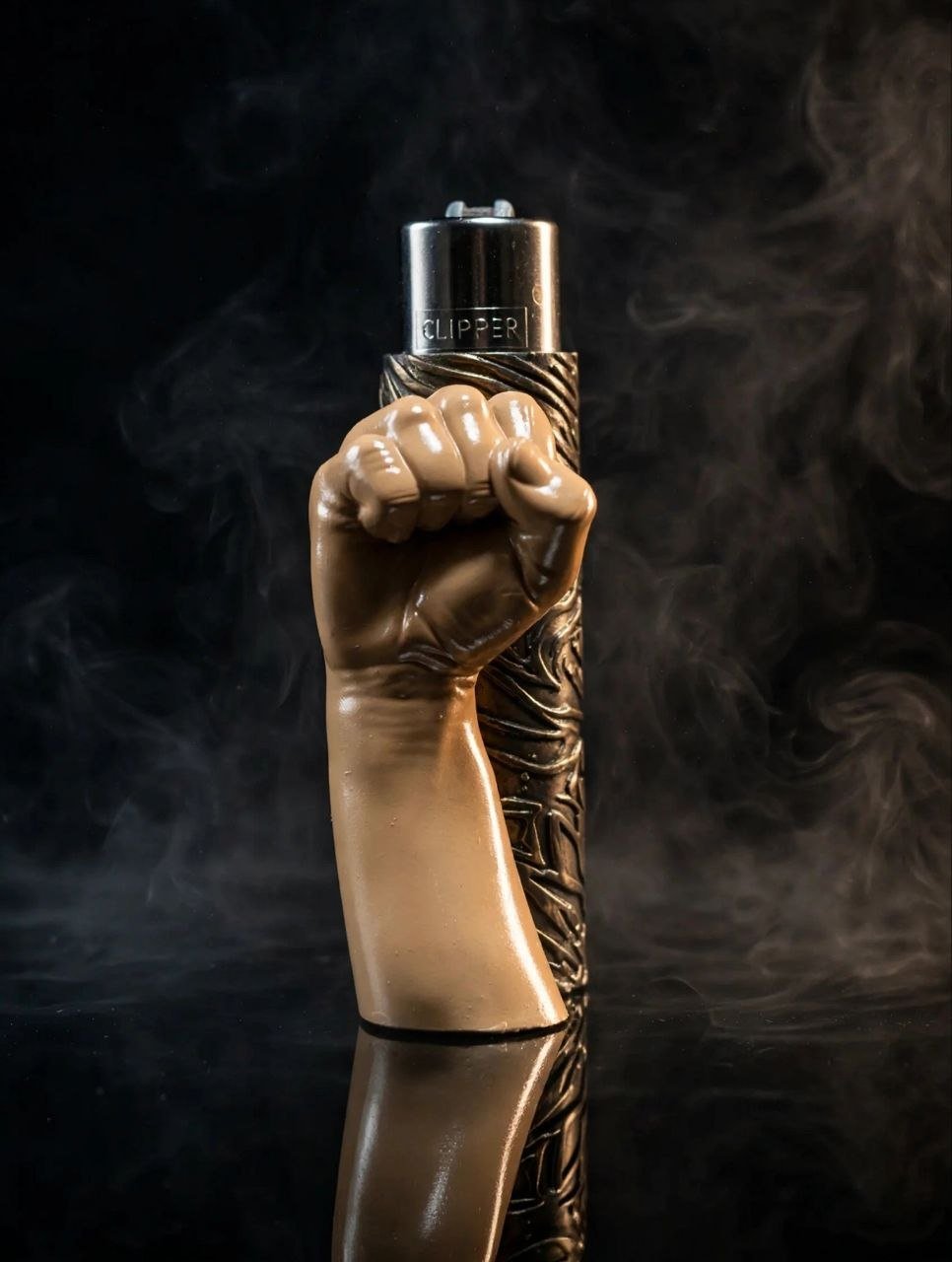 RONIVIA Contradiction – Human & Iron Edition Clipper Lighter Cover