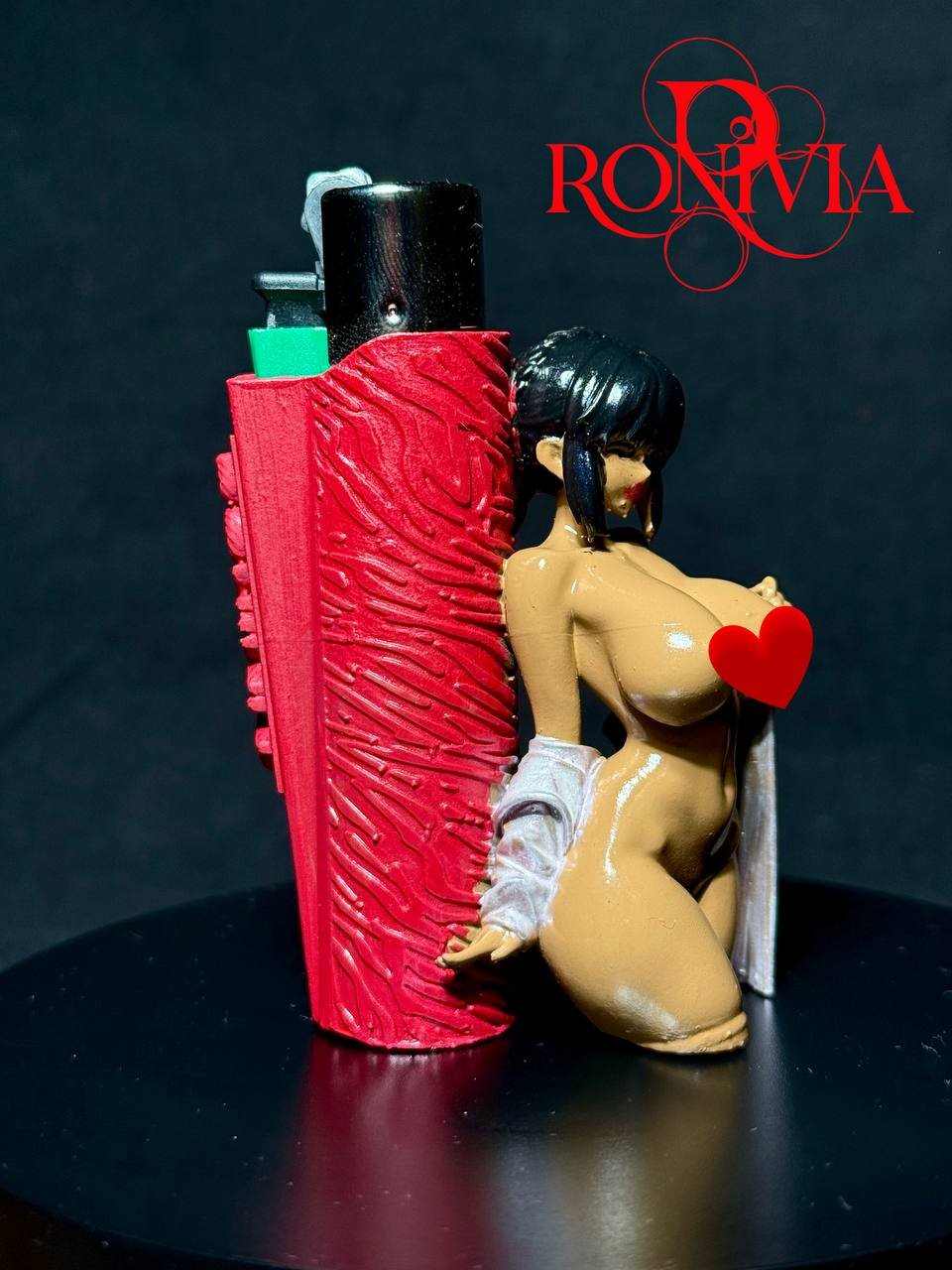 RONIVIA Crimson Geisha – Lady Akane Clipper Lighter Cover - Image 4