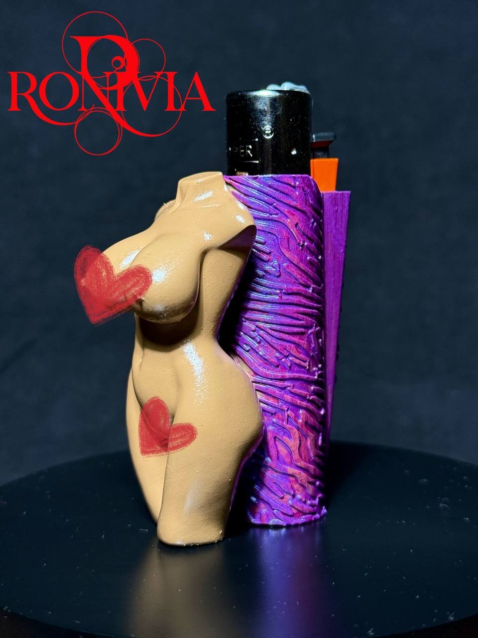 RONIVIA Venus – Sculptural Clipper Lighter Cover - Image 5