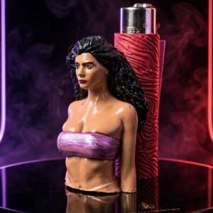 RONIVIA Crimson Siren – Clipper Lighter Cover